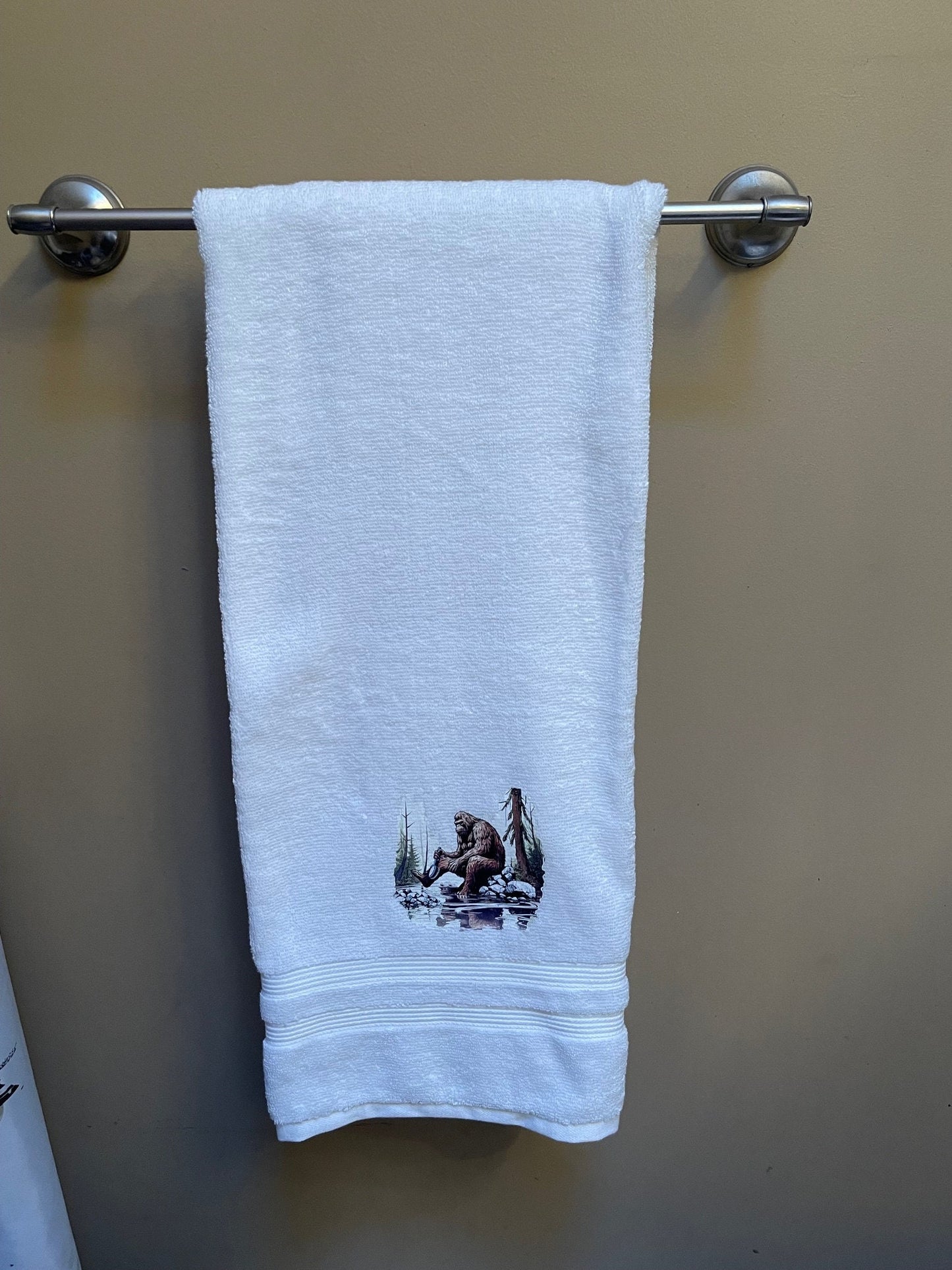 Bathing Bigfoot wash rag, hand towel, bath towel set - bathroom decor - WHITE Stsndard w/expedited shipping