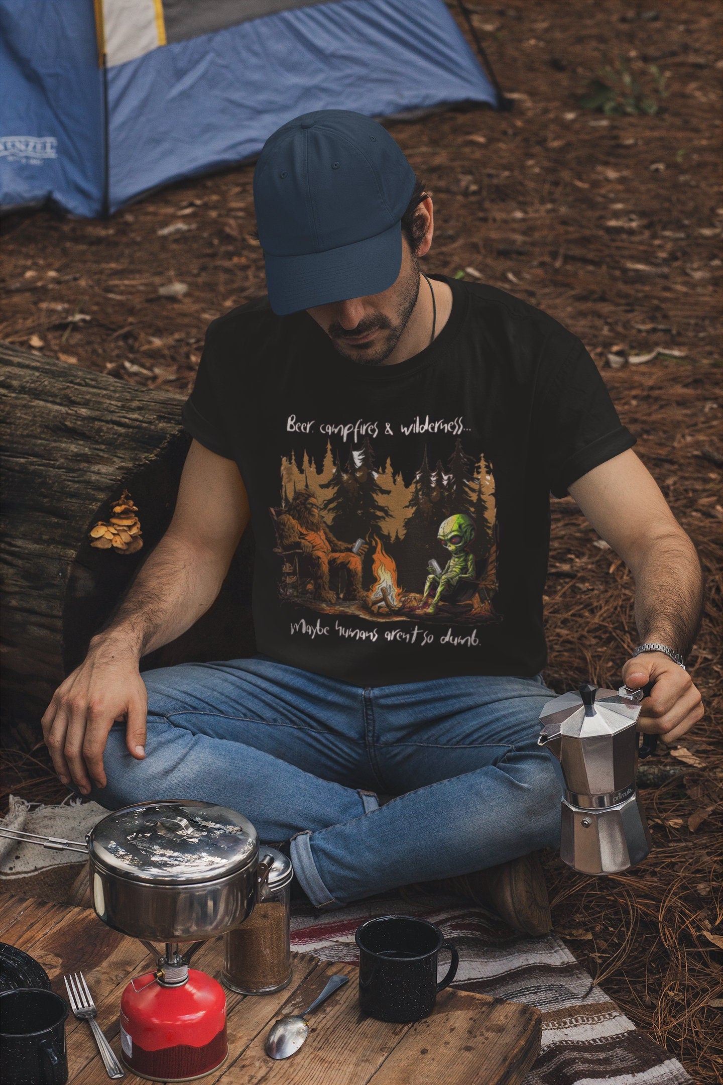 Bigfoot & alien campfire t-shirt - maybe humans aren't so dumb (black)